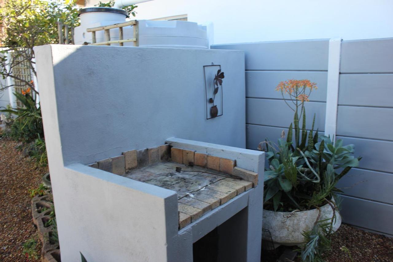 25 On Fitzpatrick Apartman Parow Kültér fotó