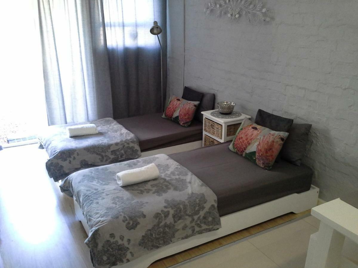 25 On Fitzpatrick Apartman Parow Kültér fotó